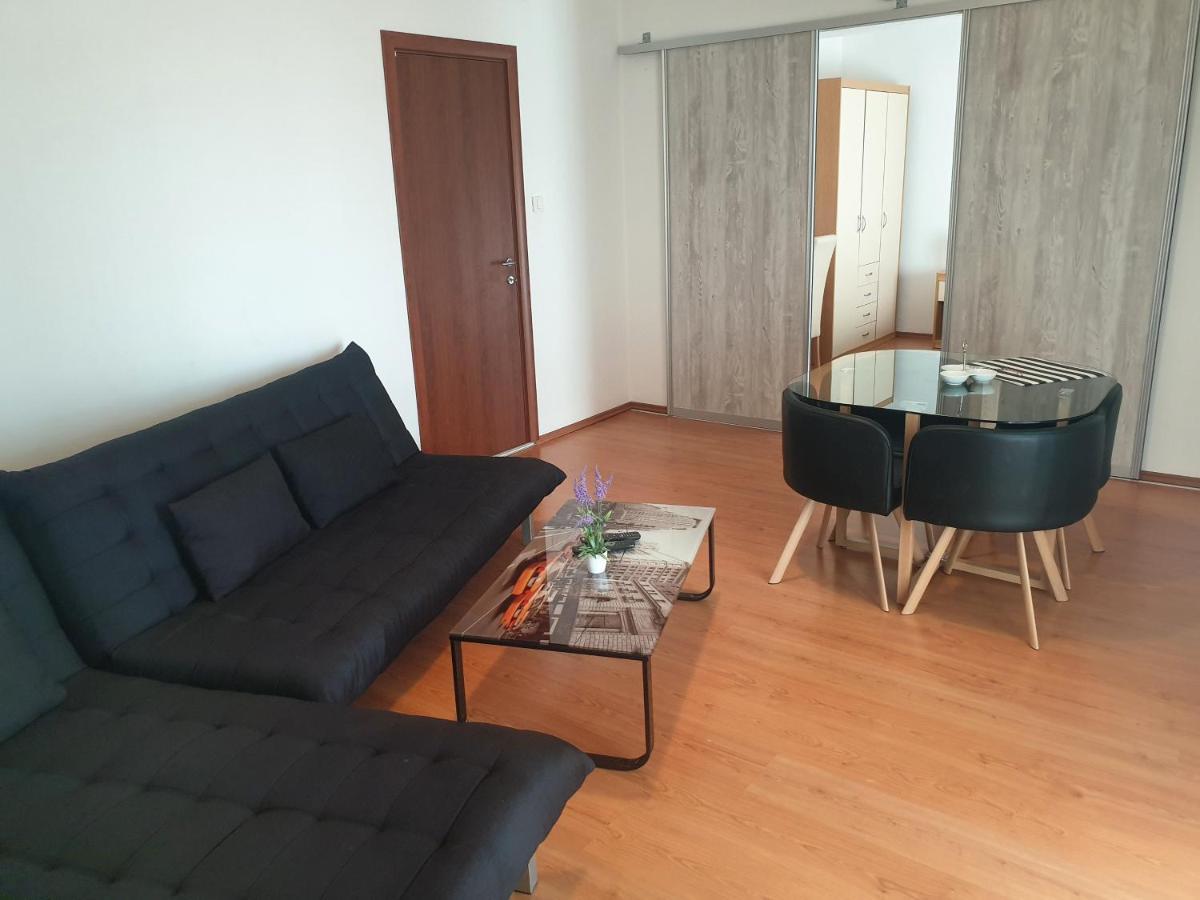 Villa Spanjol 라브 외부 사진
