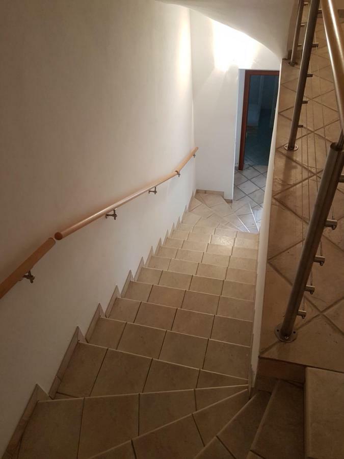 Villa Spanjol 라브 외부 사진