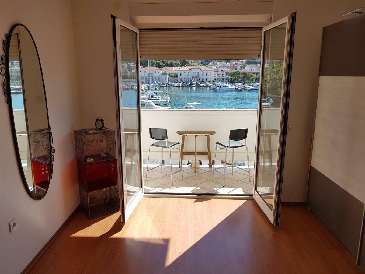Villa Spanjol 라브 외부 사진