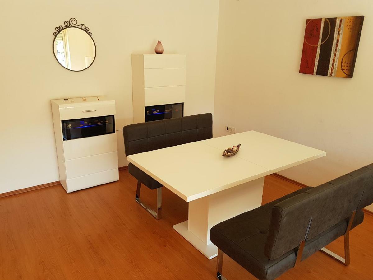 Villa Spanjol 라브 외부 사진